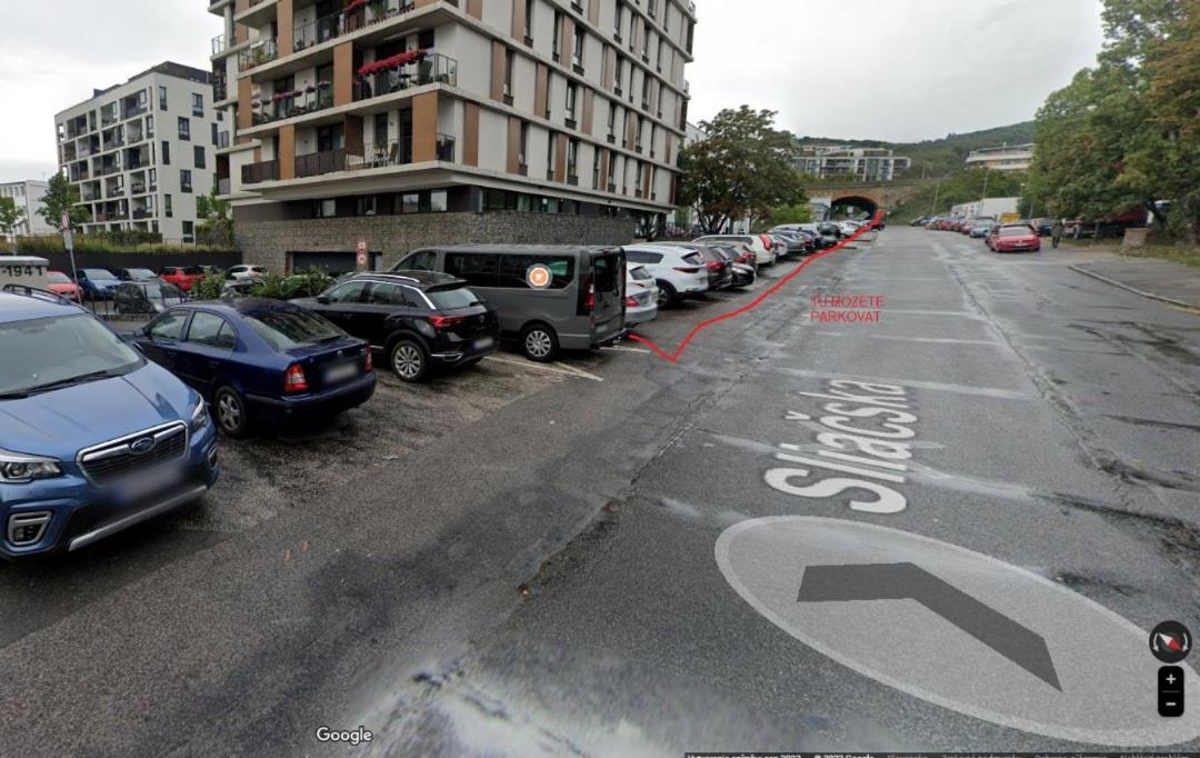 Apartman V Bratislave Apartamento Bratislava Exterior foto
